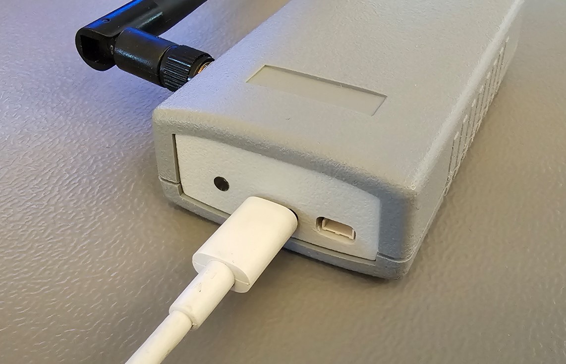 S3 USB-C connector plugged in