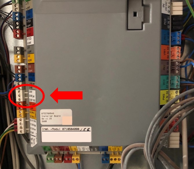 BBT connector on installer board