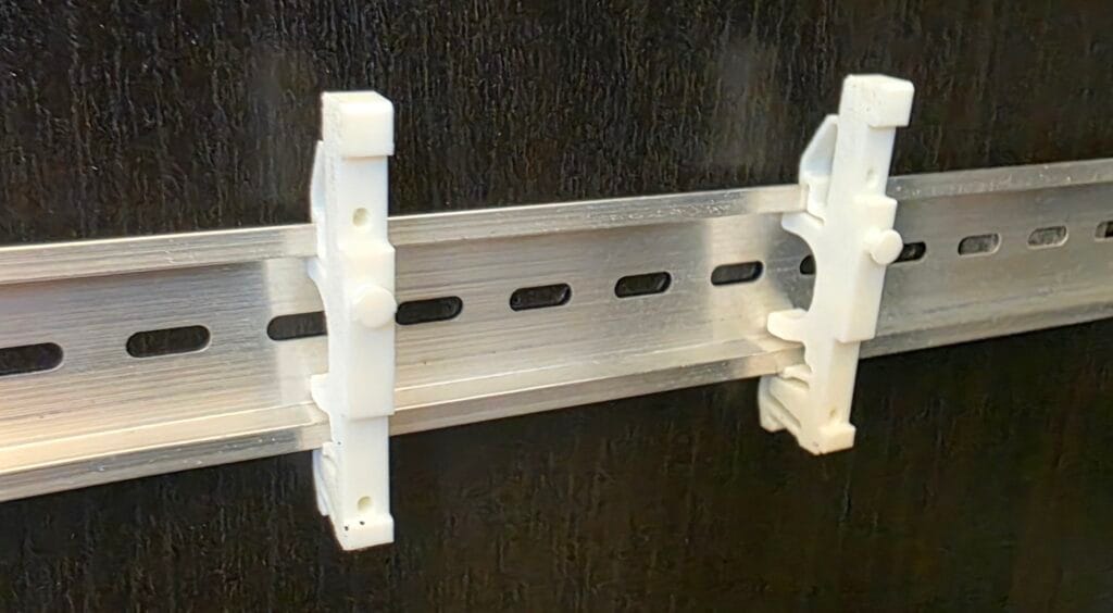 E32 V2 DIN rail montage